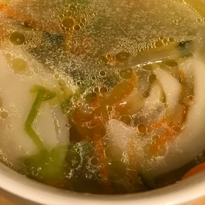 きゅうりと水餃子の春雨スープ